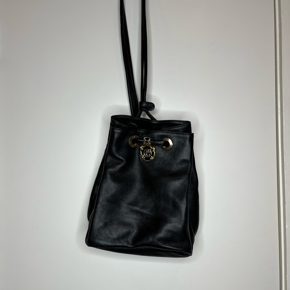 Vintage 90s black leather backpack